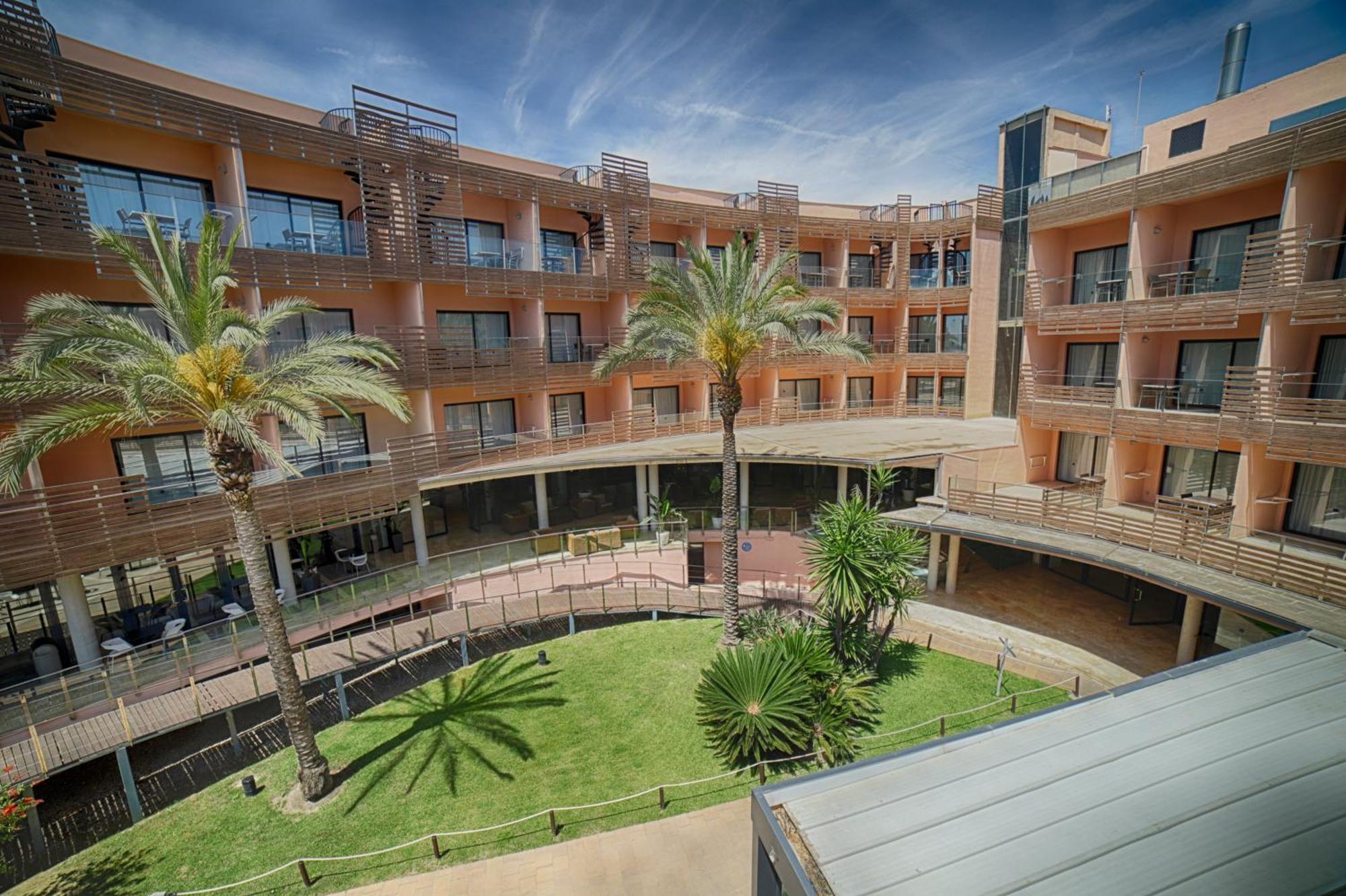 Ohtels Les Oliveres El Perelló Екстериор снимка